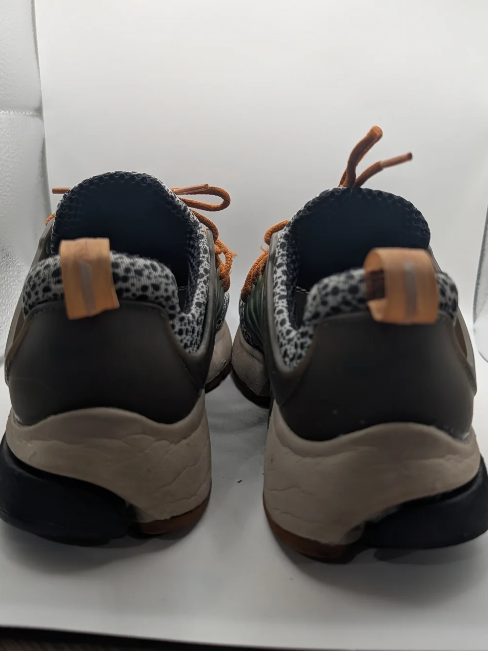 Nike Air Presto Premium Safari Sneakers Women's Size 8.5 Animal Print Running
